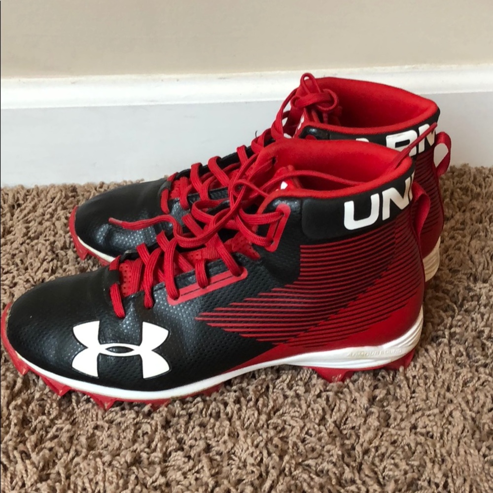 Boys underarmour football cleats
